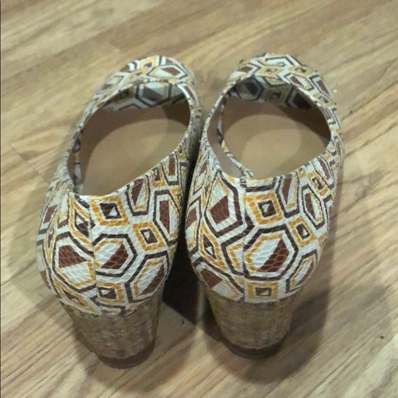 Naturalizer N5 comfort peep toe geometric wedges - Picture 4 of 4